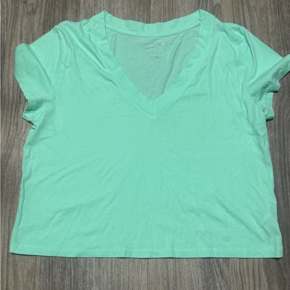 Women's NWOT Green V-Neck Top